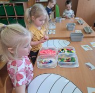 Hody, hody doprovody - Žabičky a Berušky 