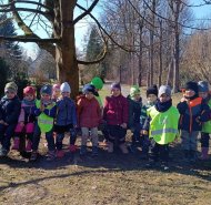 Učíme se venku o zvířátkách - Žabičky a Berušky 
