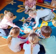 PŘEDŠKOLÁCI VE ŠKOLE